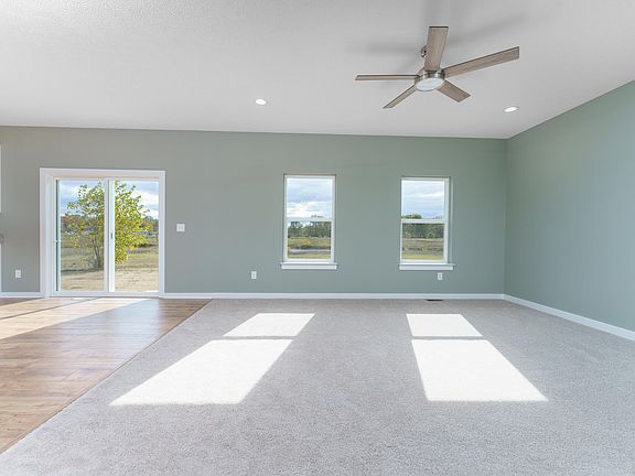 4th image of 15277 Sherwood Ln