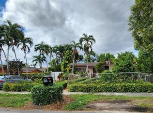 430 SW 100th Ave, Sweetwater, FL 33174