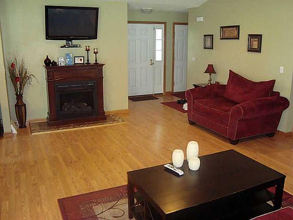 4th image of 8565 N Shelby Dr