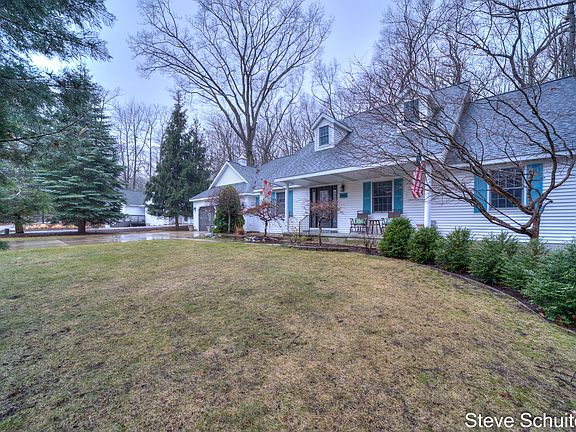 4th image of 3465 Lake Dunes Dr