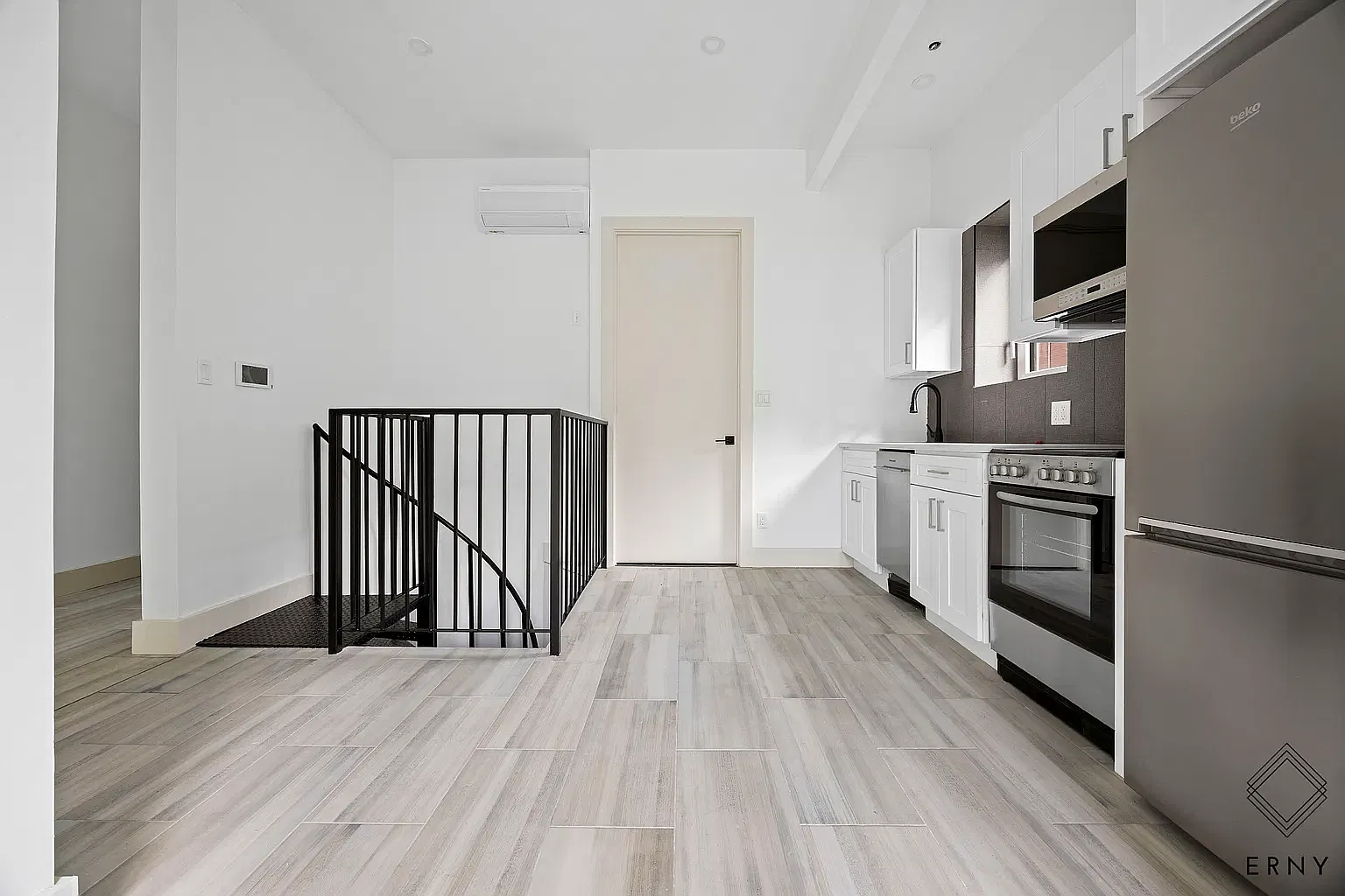 1484 Brooklyn Avenue — Photo 4
