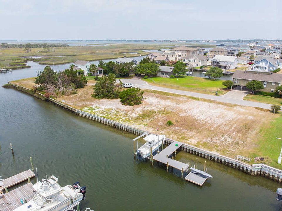 1st image of 137 Sound Dr