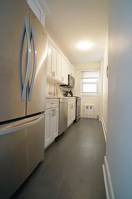 Rented by Bold New York | media 7
