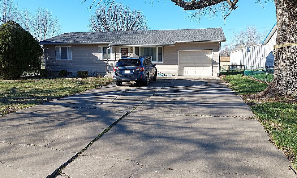 Front of Home from Kennebec