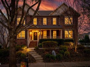 109 Skywater Ln, Holly Springs, NC 27540