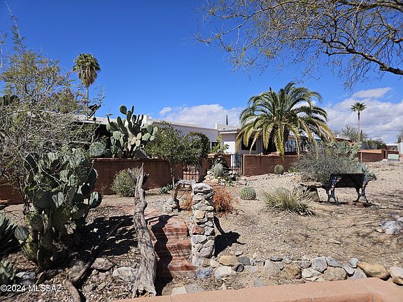 5th image of 315 N Calle Del Chancero
