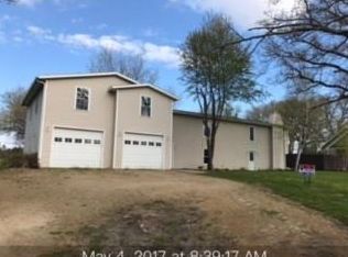 7 Eastwood Dr, Eldora, IA 50627