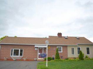 32 Mountain View St, South Hadley, MA 01075
