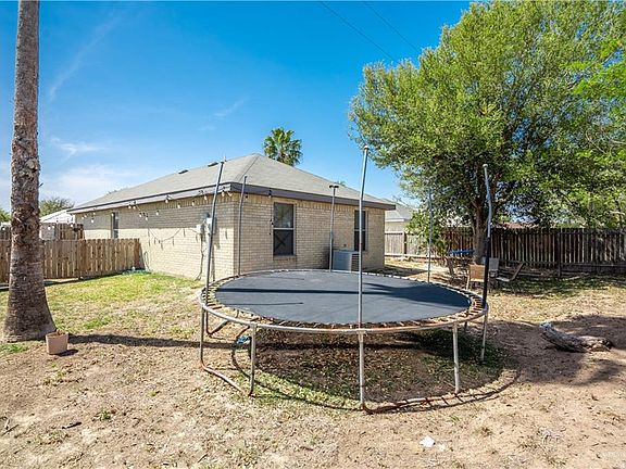 4th image of 3709 E Adams Ave