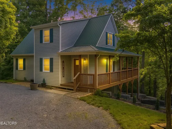 764 Heck Branch Rd, Rogersville, TN 37857