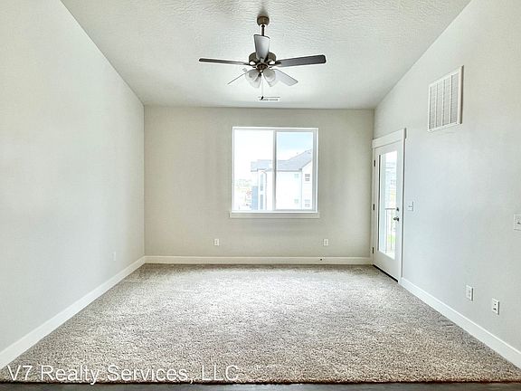 2nd image of 3326 W Hardman Way