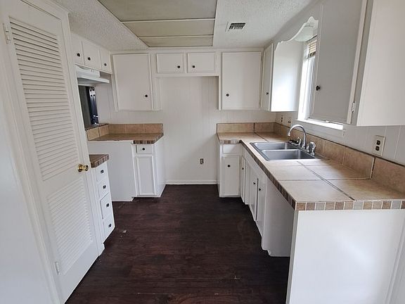 5th image of 106 S 34th St #B