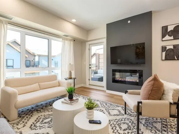 200 W 2nd Ave #2316, Bighorn No. 8, AB T1W 2W4