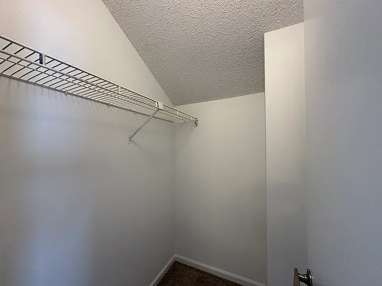 4809 Cliffony Dr — Photo 31