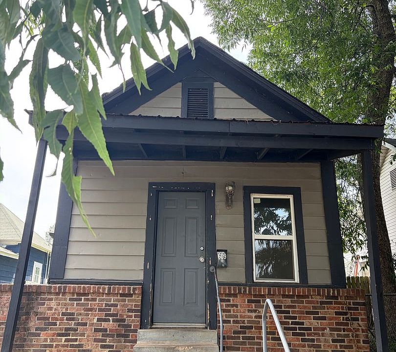 1st image of 609 S 18th St