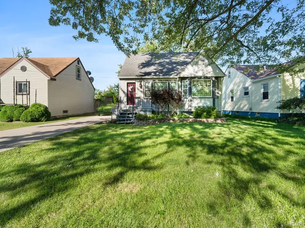 34500 W Jefferson Ave, Brownstown, MI 48173