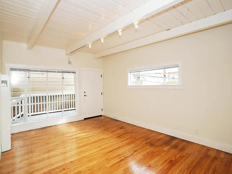 2844 Golden Gate Ave #5 — Photo 3