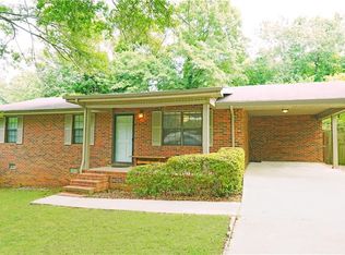 307 6th Ave, Winder, GA 30680