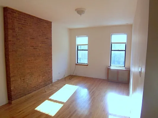 Rented by Citi Habitats | media 15
