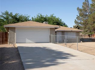 56071 Onaga Trl, Yucca Valley, CA 92284
