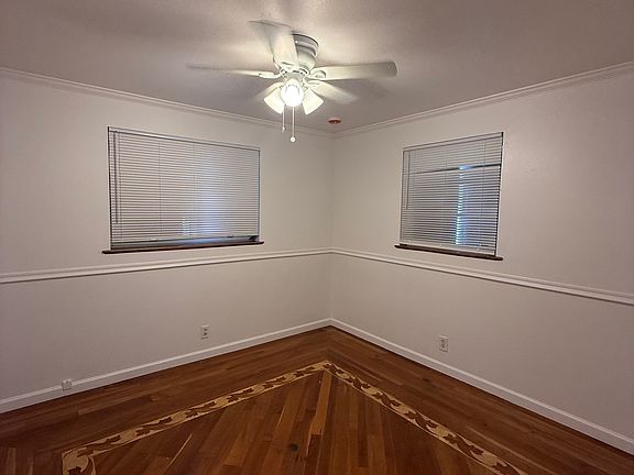 4th image of 3750 Gull Rd