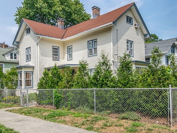 2nd image of 3401 Kingsbridge Ave