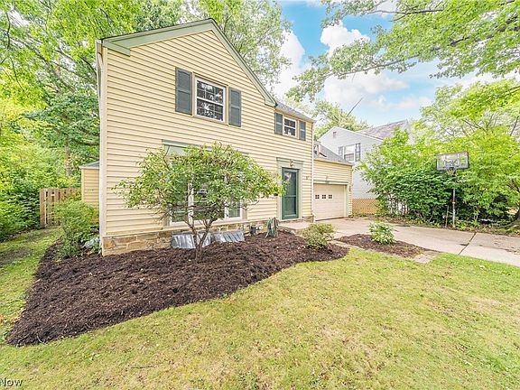 2nd image of 3187 Rumson Rd
