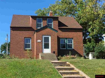 208 S Front St, New Ulm, MN, 56073