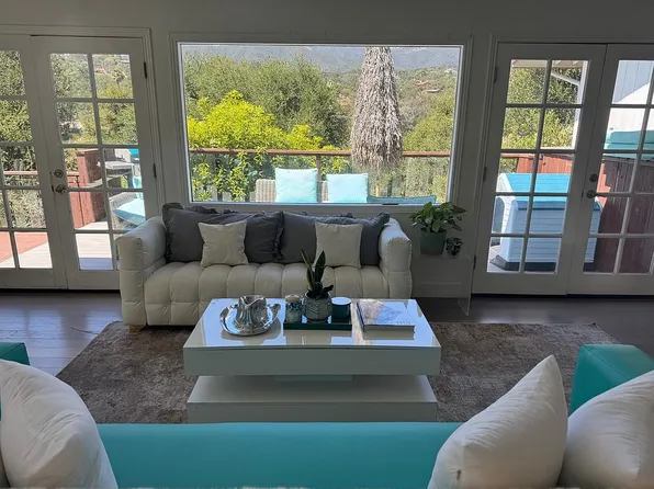 360 Mountain Dr, Santa Barbara, CA 93103