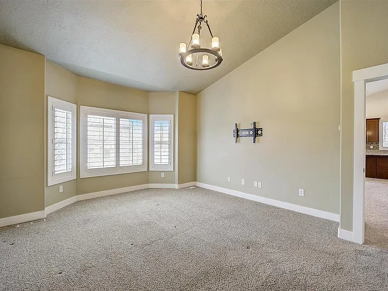 350 S Millers Mile Rd — Photo 21