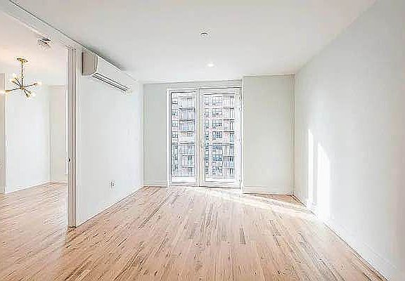 3rd image of 3013 Barker Ave #7Z