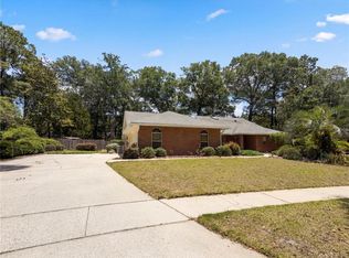 1543 Chaucer Ct, Deland, FL 32724