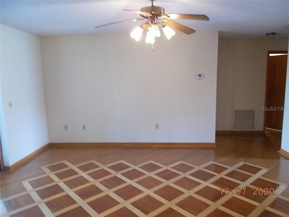 5th image of 5316 Royal Oak Dr