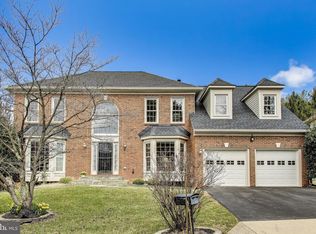 5 Argosy Ct, Gaithersburg, MD 20878