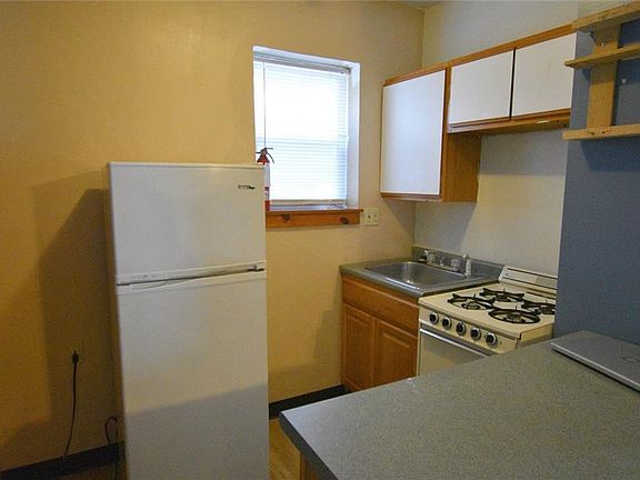 5th image of 502 W 504 W Et 724 #8-26