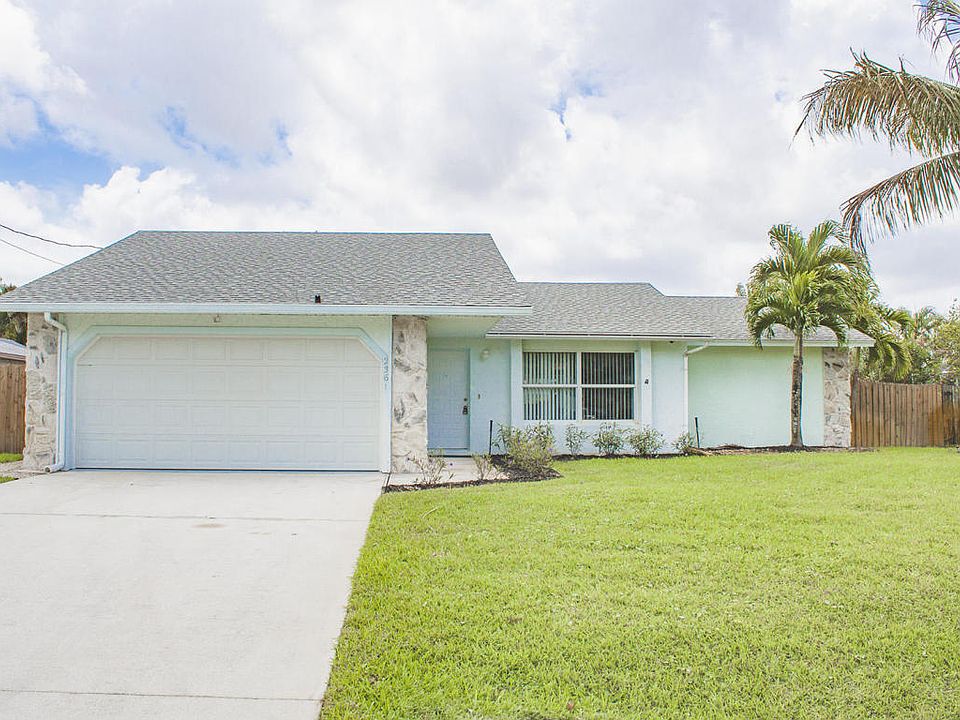 1st image of 2361 SE Calcutta Cir