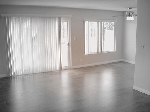 5th image of 1427 N Poinsettia Pl APT 310