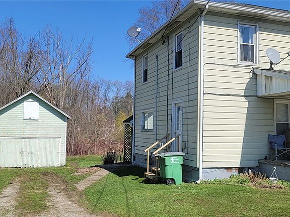 2nd image of 437-439 Penn St