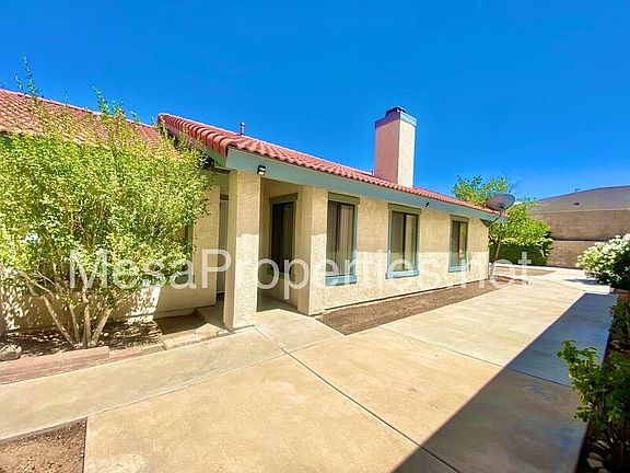 3rd image of 16241 Tokay St