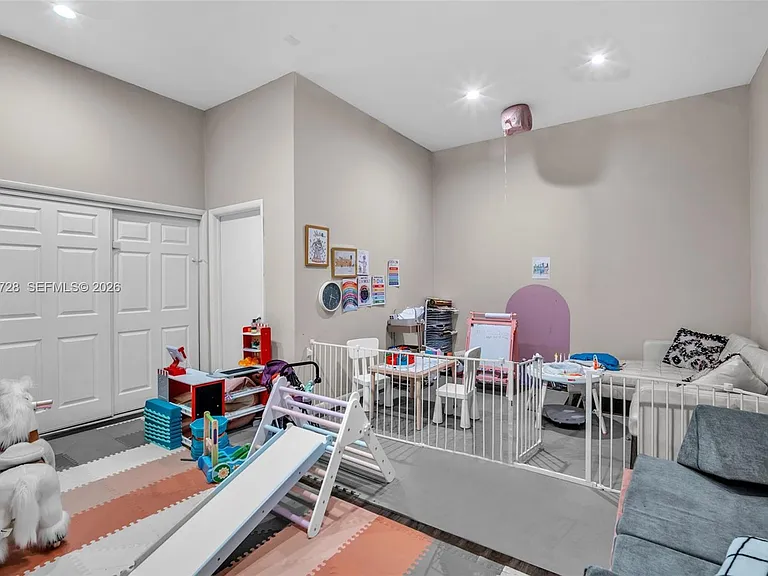 3545 Forest View Cir — Photo 13