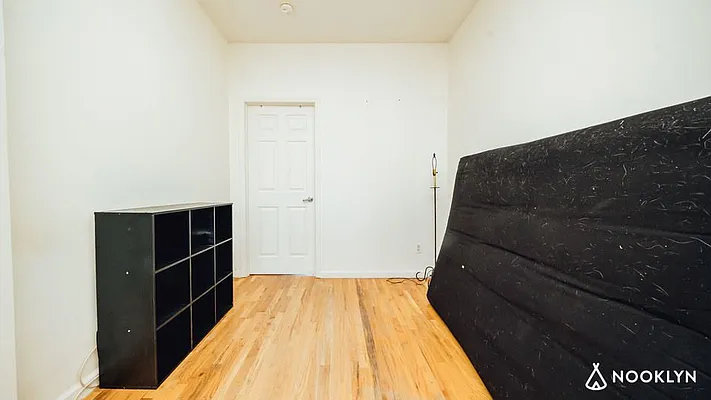 Rented by Nooklyn NYC LLC | media 8