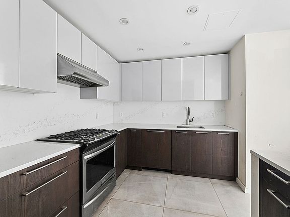 3rd image of 525 E 80th St APT 12A