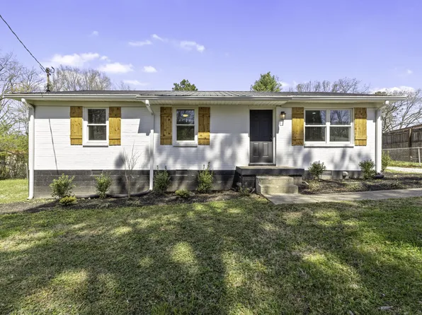 123 Hogin Rd, Dickson, TN 37055