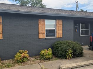 427 SE A St, Bentonville, AR 72712