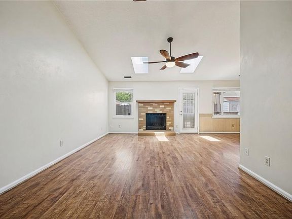 4th image of 1917 Fayson Ct