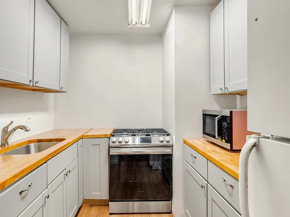 333 Pearl Street image 5 of 7