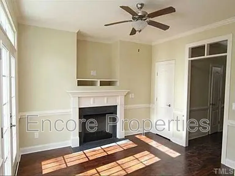 710 Barlang Cir — Photo 6
