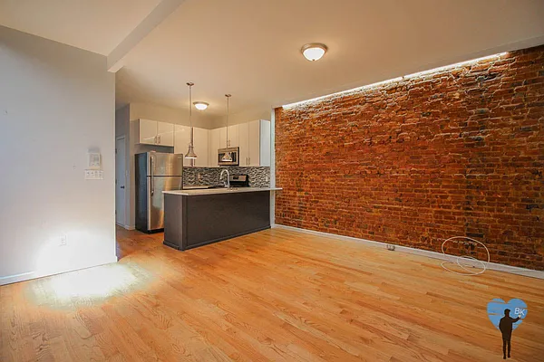 Rented by Next Door Realty NYC | media 28