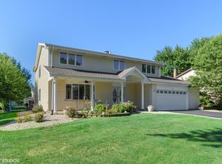 607 E Princeton St, Palatine, IL 60074