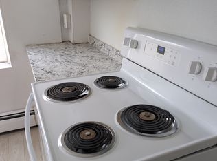 6 E Lawton St, Saint Clair, PA 17970
